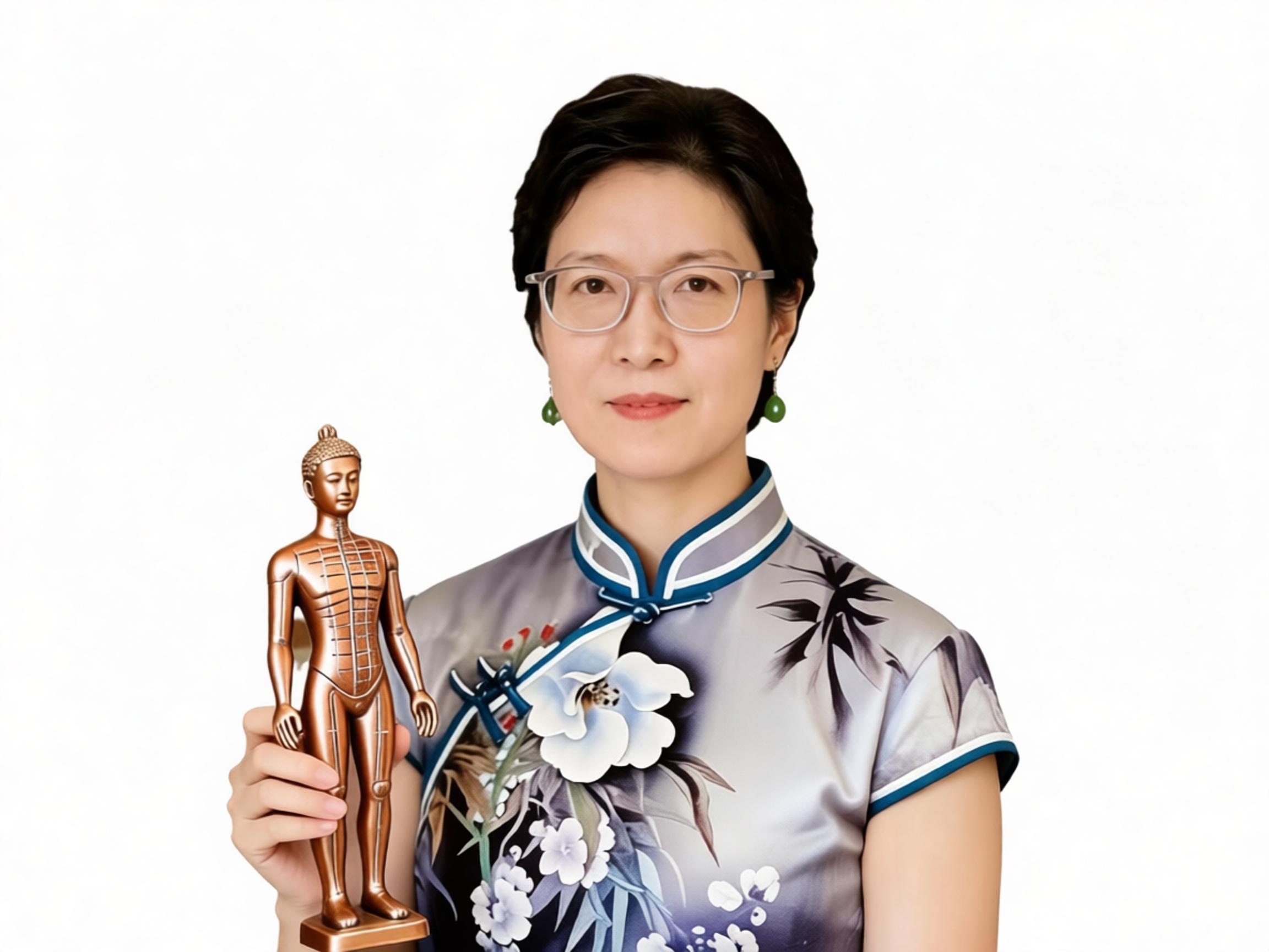 Médecin praticien en médecine traditionnelle chinoise Liu Piaohong